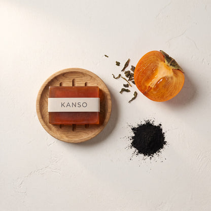 Persimmon Seife mit Kaki, Grüntee und Aktivkohle